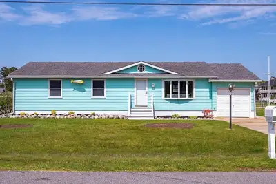 Image de New for 2025 - 3 Br 2 Ba Canal Front Home Close to Md And De Beaches