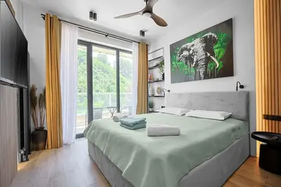Image de Bali Vibes in Georgia, Premium Studio with Forest View & Beach Access