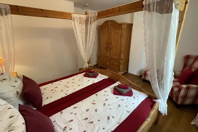 Image de Appartement-Appartement-für max. 4 Personen-Salle de bain privée séparée-Vue. . .