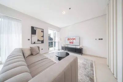 Image de Dubai Marina 2 bed apartment for 4 with City View!