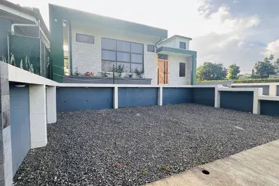 Image de New Condo • Arenal Volcano View • Shared Pool • Workspace • 4 Guests