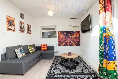 Image de Spacious 1-Br Flat in Watford |Warner Bros. Studio