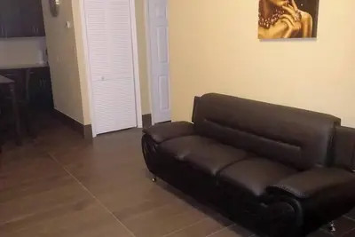 Image de 2 Bedroom 2 bathroom Unit.