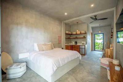 Image de Stylish Apt w/ Mountain View Near Guiones Beach