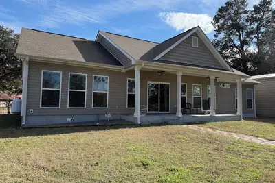 Image de Annie's Place- A great Day at Lake Marion, Sc