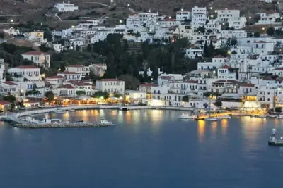 Image de \"Golden Sunset\" Retreat by Explore Andros