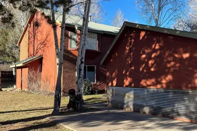 Image de 3-Br Townhome with Waterfall View