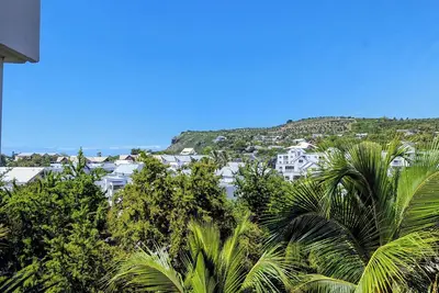 Image de Cap Boucan, Grand T2 à 200m de la plage, Cap Boucan, Grand T2 à 200m de la plage