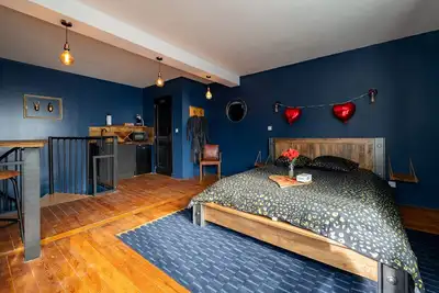 Image de T'Es O Spa - Charmant Studio avec Jacuzzi