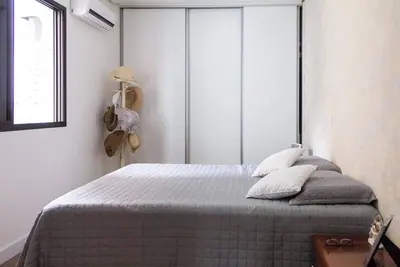 Image de Spacious, bright, airy 3-bedroom apartment on Pitangueiras beach
