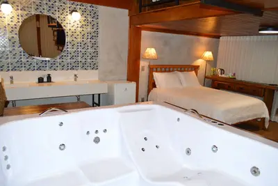 Image de Terras da Serra Refuge - Pico do Selado Suite, for families, with mezzanine and spa