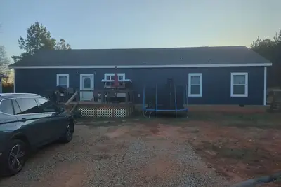 Image de Home on 20 acres in Good Hope Ga. Close to Madison and Monroe.