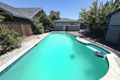 Image de Spacious Los Gatos 4br Retreat w/ Pool Near Silicon Valley