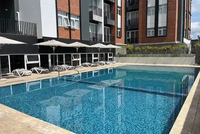 Image de Luxury King Bed | Free Pool and Gym | San Jorge Z11