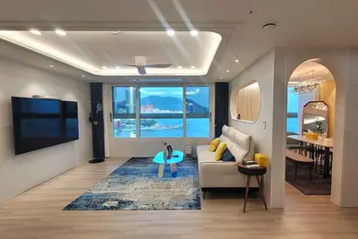 Image de Serenity in Busan, Up to 8, Songdo Beach, New Building, Ocean View, Sunrise View