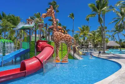 Image de Family Suite Room at Tropical Deluxe Princess! Outdoor Pool, Direct Beach Access