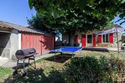 Image de Maison de caractère avec jardin, vue imprenable sur la Dordogne