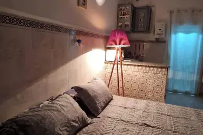Image de Studio avec terasse 10 mn de l’aéroport et de plage sablette beatch
