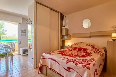 Image de T1 bis moderne avec balcon, Wifi, 2 pers
