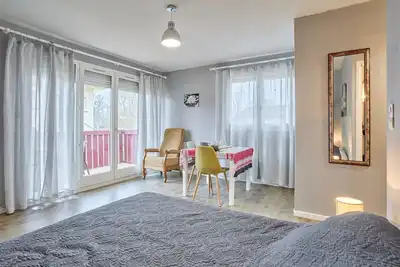 Image de T1 bis lumineux 26, 5 m², balcon sud, parking, fibre