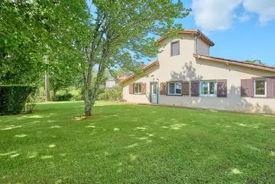 Image de Maison T3 chaleureuse avec WiFi gratuit, 2 cheminées, 2-4 personnes