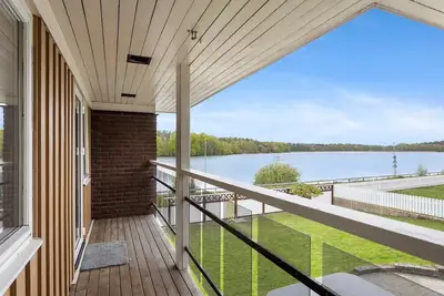 Image de Torneryd Retreat Sauna, Spa, Jacuzzi and lake view with hunting possibilities.