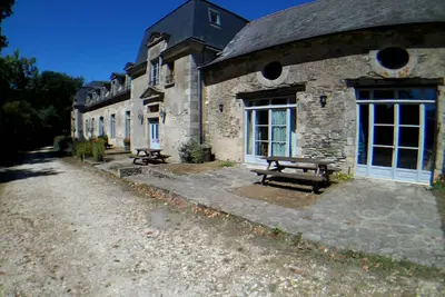 Image de Maison de Vacances 'Le Crévy - Pavillon - 12 Pers' avec Terrasse Privée, Jardin Privé et Wi-Fi