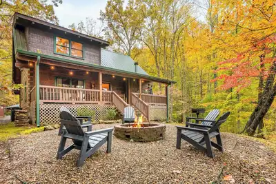 Image de 2 Beautiful Cabins in Scenic Wears Valley on almost 4 acres.