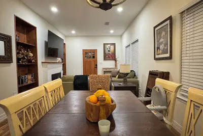 Image de Charmingly located 3/2 house in Pensacola with many amenities