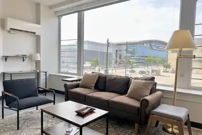 Image de Deer District Studio Apt Jc2 - One Block from Fiserv and Baird