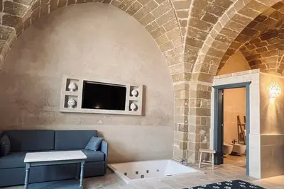 Image de King Room with Jacuzzi - Charming in Felline - Borgo Don Ciccio