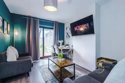 Image de Monthly Luxury 5br + Parking | Up to 20% Off