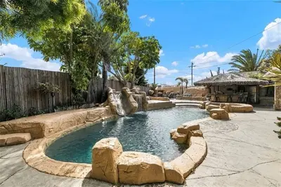 Image de Resort-Style 4br Pool Home in Oc