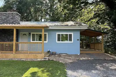 Image de Sunkist Wall at Blossom Hill Cottages, 2 Br, beautiful cottage, close to it all!