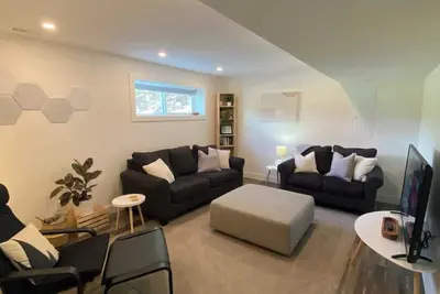 Image de Charming 1-bedroom suite with WiFi, Ac in wonderful West Kelowna