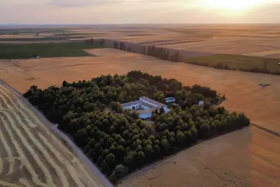 Image de Rural house in the countryside 8-10 people ideal for groups of friends and families.