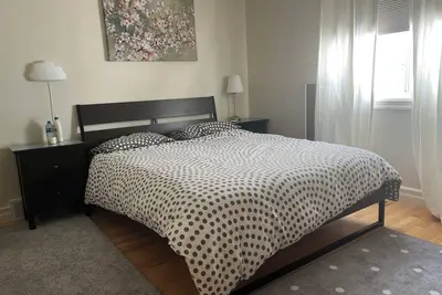 Image de Cozy Private Room in Vibrant Calgary