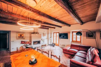 Image de House 11 of the Village of Lierna