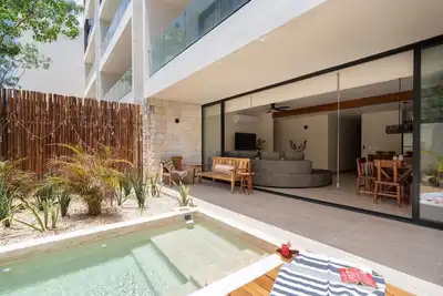 Image de Samsara Luxe • Rooftop Infinity & Private Plunge