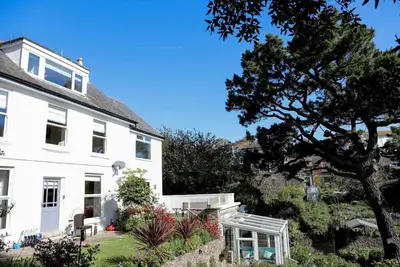 Image de Little Oasis with Sea Views