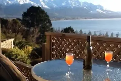 Image de Spectacular Views | Convenient & Affordable