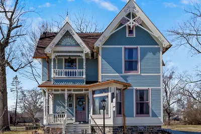 Image de McKinley Manor - A Historic 1893 Victorian Gem