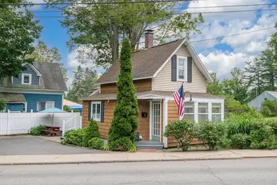 Image de Adorable Seaside Cottage