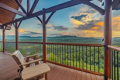 Image de Unobstructed Views, Hot Tub, Game Room, Arcade, Family Retreat