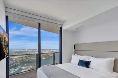 Image de Miami Lux 1br 37th Floor with Bay and City Views