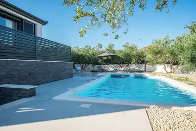 Maison Laura (113121-K1) - Biograd