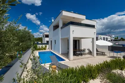 Image de Vila Suncana Strana by Villas Guide