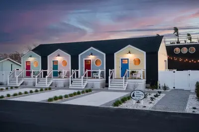 Image de The Coastal Quad: A Private, Luxury Pocket Resort