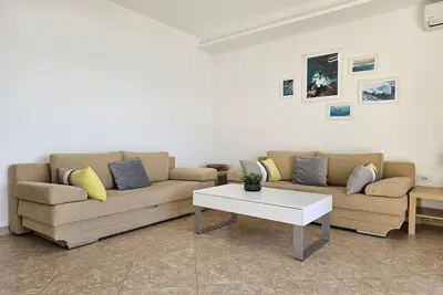 Image de Appartement à Saranda avec vue sur mer