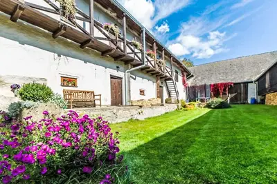 Image de Confortable appartement dans une maison de vacances avec Wifi, piscine, Tv, animaux admis et parking